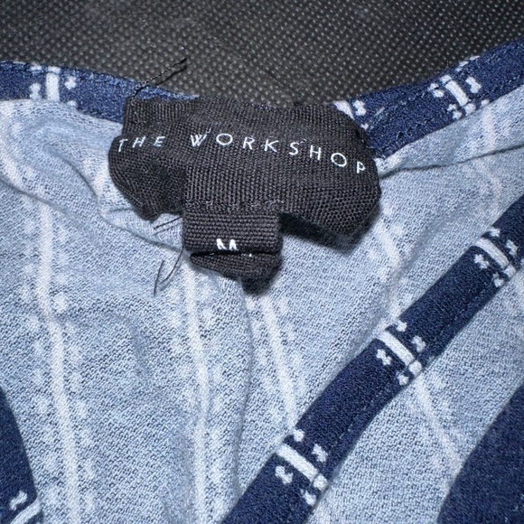 Nice/Professional Western top, half length sleeves, Medium - Picture 2 of 2